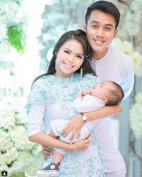 Maybe you would like to learn more about one of these? Dua Tahun Terpisah Aliff Aziz Kembali Ke Malaysia Mulakan Hidup Baru Bersama Bella Astillah