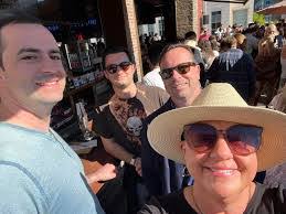 Sarah Derusha's Instagram, Twitter & Facebook