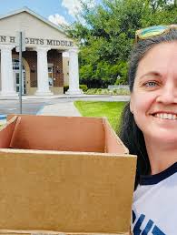 🇺🇸Keeping the Constitution Alive! Each year, Moms for Liberty chapters  across the country partner with The 917 Society to place a copy of the U.S.  Constitution in the hands of every 8th