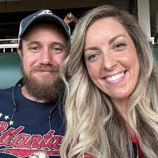 Stephen Fontes's Instagram, Twitter & Facebook