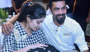 Ravindra jadeja wed riva solanki on 17th april, 2016. Ravindra Jadeja Catches First Glimpse Of Daughter This Was The Star S Reaction Hindustan Times