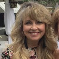 Bobbi Scott's Instagram, Twitter & Facebook