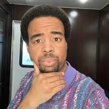 Happy #KingRichard weekend! Excited to finally able to share these pics &  for everyone to see this movie!!! It's really good y'all. If you're a fan  of #WillSmith, #Venus, #Serena, or good