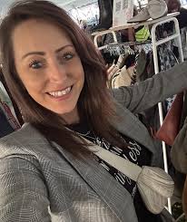 Sarah • Second Look Styling (@sarahsecondlook) • Instagram photos and videos