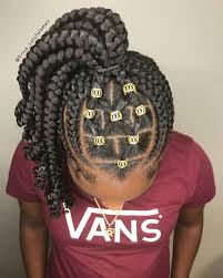 You have to decide what kind of style you want before you determine how much hair is going in each braid. 29 Hottest Feed In Braids To Try In 2021