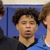 Leon Bonner's Instagram, Twitter & Facebook