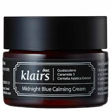 Hanya saja, anda perlu mempertimbangkan dengan baik dalam memilih merk krim malam terbaik karena tiap produk baik dalam negeri maupun luar negeri memiliki spesialisasi yang berbeda. 8 Merk Krim Malam Terbaik Yang Bagus Dan Aman Di Wajah