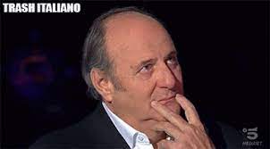 Gerry scotti è da poco tornato a striscia la notizia. Trashitaliano Gerry Scotti Gif Trashitaliano Gerryscotti Piange Discover Share Gifs