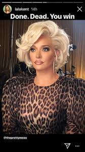 Erika Girardi Swaps Her Long Hair For A Short Marilyn Monroe Esque Platinum Bob Choppy Bob Hairstyles Short Hair Styles Curly Hair Styles