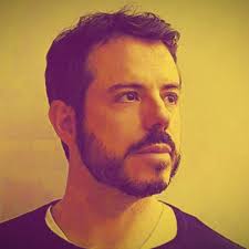 Vicente Luis Mora (@MoraVicenteLuis)