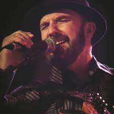 Stream Lee Benoit music