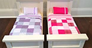 Minyatur Yatak Ve Ortusu American Girl American Girl Bebekleri Barbie Ev