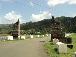 5.000 (sudah termasuk parkir motor), jika hari libur atau lebaran harga bisa naik sesuai ketentuan yang berlaku. Tarif Tiket Masuk Waduk Sempor Namun Untuk Hari Biasa Selain Minggu Hari Libur Gratis Picture Of Sempor Dam Kebumen Tripadvisor
