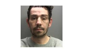 Wanted man urged to hand himself in to police: https://bit.ly/3KKGCan