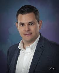 Dennis Maes's Instagram, Twitter & Facebook