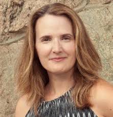 Lorraine Regan's Instagram, Twitter & Facebook