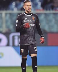 3.737 beğenme · 19 kişi bunun hakkında konuşuyor. Genoa Vs Lazio Romanian Footballers Stefan And Andrei Radu Swap Jerseys The Laziali