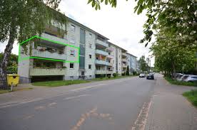 Das mehrfamilienhaus befindet sich zentral in der nähe der stadtmitte. Etagenwohnung In Gross Umstadt 70 M