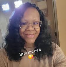 🎉 📣WHO WANTS TO WÏN 5 F R E E SIGNED BOOKS from me?! 🎉📣 Including one  that's a BIG TEXTBOOK! With large print 😏😏😏😏 SEXY FACE HAT INCLUDED! 😉  All you