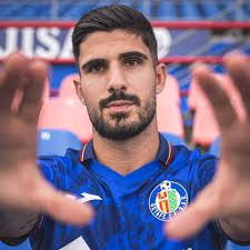 OFFICIAL: Getafe have signed Eibar centre-back Juan Berrocal for around €2M  until 2027.