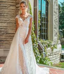 أشهر 9 محلات فساتين اعراس في دبي موقع العروس Dubai Wedding Dress Wedding Dress Shopping Bridal