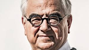 Paul Stoffels: "C'est une course, oui. Pour sauver le monde."