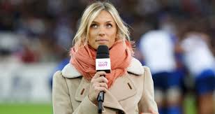 La pr�sentatrice et chanteuse karima charni, �l�ve de la saison 4, a partag� sa peine sur twitter. Harcelement Au Travail Des Journalistes Sportives Temoignent