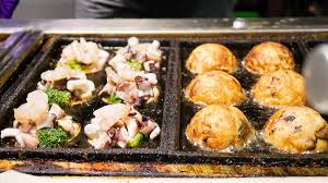 Giant Takoyaki Balls At Ruifeng Night Market Kaohsiung Taiwan Food Guide Thsr Food Taiwanese Food Food Guide