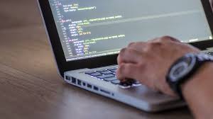 In prezent, limbajul java este utilizat pentru programarea mai multor tipuri de aplicatii, iar noile evolutii tehnologice permit utilizarea sa si pe dispozitive mobile. Ce Limbaje De Programare SÄƒ InveÈ›i Pentru Un Viitor Plin Cu Bani