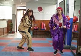 .dair sorunları olan aysel, yaşadığı bunalımlı günlerinden kurtulmak için kendini dansa veriri. Anschauen Sen Kiminle Dans Ediyorsun In Deutsch 2160p 21 9 Herezfil