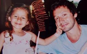 Letra de esta es mi tierra. Daniella Campos Recuerda Con Emotivas Palabras A Su Hija Florencia