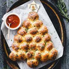 Cheesy Pull Apart Christmas Tree Rolls Holiday Favorite Recipes Recipes Cheesy Recipes