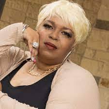 Monica Bounds's Instagram, Twitter & Facebook