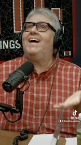 Dave Mandel regrets not leaving this moment in the edit of the documentary.  #veep #hbo #secondincommandpodcast