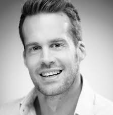 EXECUTIVE BRIEFING: ADVERTISING TECHNOLOGY PURCHASE GUIDELINES