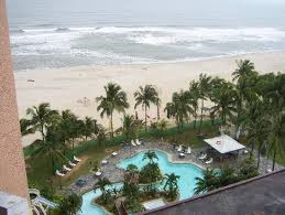 El hotel ofrece conserje y servicio de habitaciones. Swimming Pool Picture Of Rainbow Paradise Beach Resort Penang Island Tripadvisor