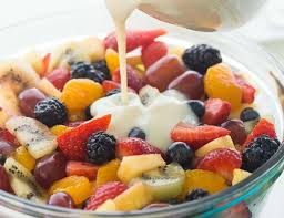 Salade De Fruits Et Vinaigrette A La Vanille Facile Sante Et Rafraichissant Fruit Salad Recipes Fruit Salad Recipes
