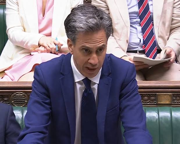 Miliband must match climate rhetoric with action amid broken cross-party consensus | Environment | The Guardian