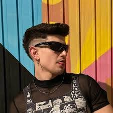 Andrea Morillo's Instagram, Twitter & Facebook