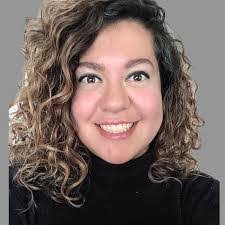 Amy Pavia's Instagram, Twitter & Facebook