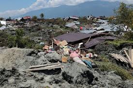 Gempa bumi merupakan salah satu bencana alam yang dewasa ini sering terjadi. Seni Budaya Pelajaran Ips Gempa Bumi Tsunami Tanah Longsor Gunung Meletus