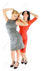 Par De Señoras Calientes Aisladas Fotos, retratos, imágenes y fotografía de  archivo libres de derecho. Image 5574644