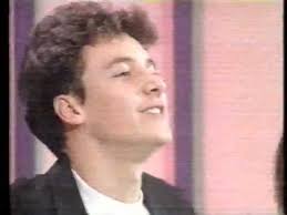 Inscrições programa rodrigo faro (foto: Grupo Domino Sem Compromisso Programa Raul Gil 1993 Youtube