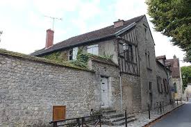 Hotel Des Brebans Sur La Commune De Provins Departement De La Seine Et Marne En 2020 Monuments Historiques Hotel Monuments