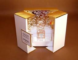 Pin By Hpk Tien On Packaging Design Box Packaging Design Perfume Packaging Luxury Packaging Design