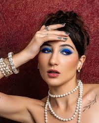 Through challenges that block her way, She faces them day after day, With  heart unyielding, never bent, Her will, a steel, her soul, cement. Model:  @fluentindenim Edit: @retouch_ap #portrait #seattlephotographer  #seattlemodels #makeportraits #