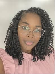 Mallie Lawrence's Instagram, Twitter & Facebook