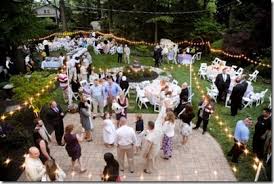 Inspiring backyard wedding ideas for casual brides and grooms. Your Dream Backyard Wedding Backyard Wedding Planning