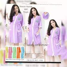 Handuk kimono microfiber kimono yang terbuat dari bahan microfiber ini memiliki tekstur yang lembut, anti bakteri alami tersedia size : Bayar Di Tempat Cod Handuk Kimono Dewasa Kimono Handuk Baju Kimono Kimono Wanita Lazada Indonesia
