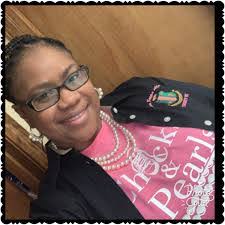 Kandis Moore's Instagram, Twitter & Facebook